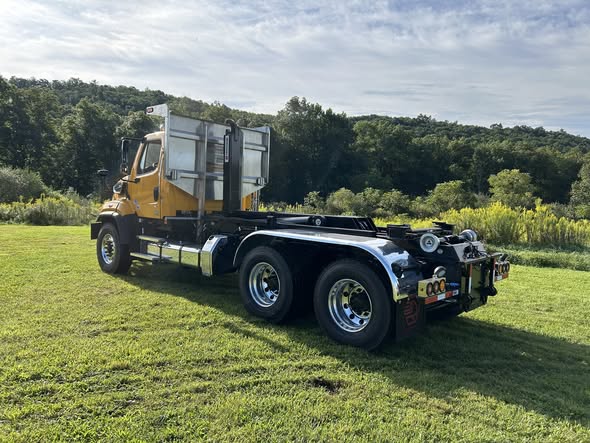 SwapLoader SL-400 hooklift system on a municipal truck headed to a Central Pennsylvania township